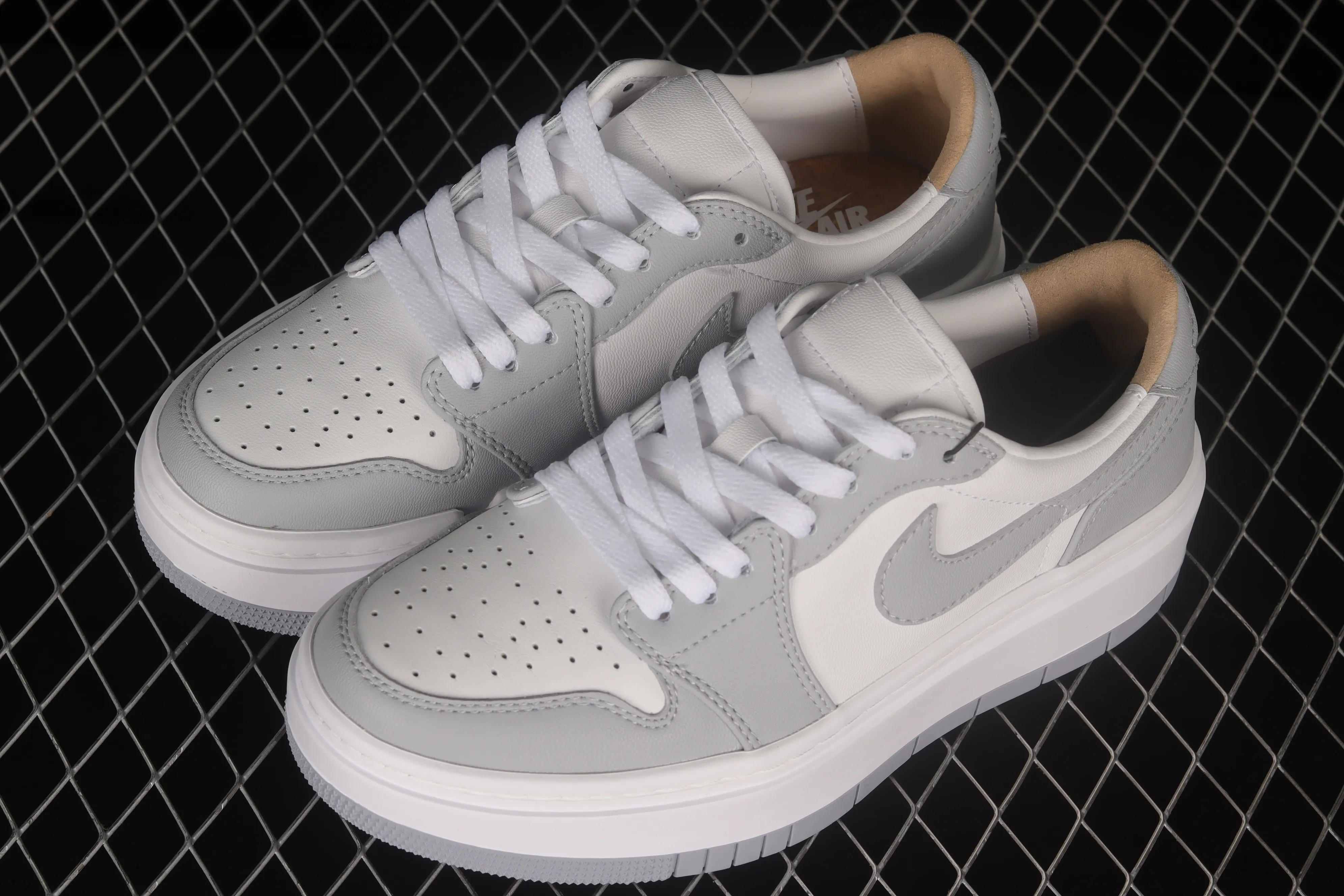 All categories Air Jordan Jordan series basketball shoes Air Jordan 1 Low Z version Air Jordan 1 Elevate Low SE "Wolf Grey" Little AJ thick-soled retro basketball shoes DH7004-100